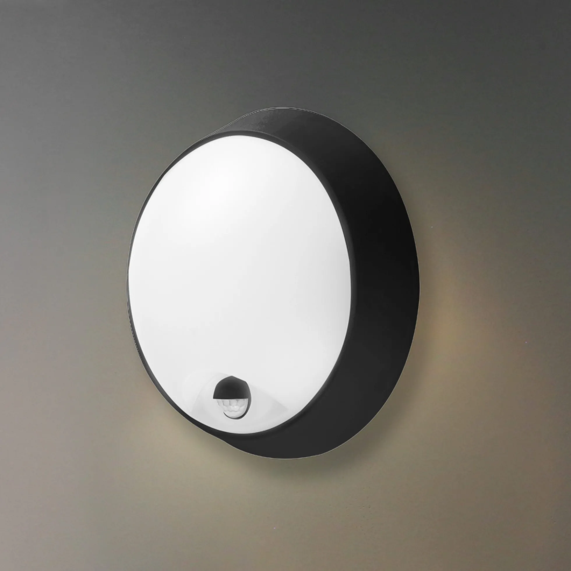 Plafón LED exterior redondo con sensor PIR - 15W - CCT - IP65