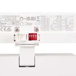 Proyector LED cuadrado para carril trifásico - Potencia ajustable: 12-42W - 4000K - CRI 90 - Ángulo 35° x 70°