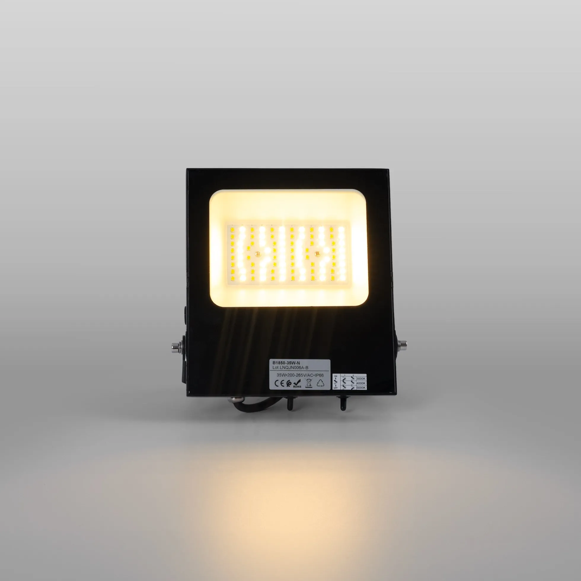 Proyector LED exterior 35W CCT - Serie "PRO" - 110lm/W - IP66
