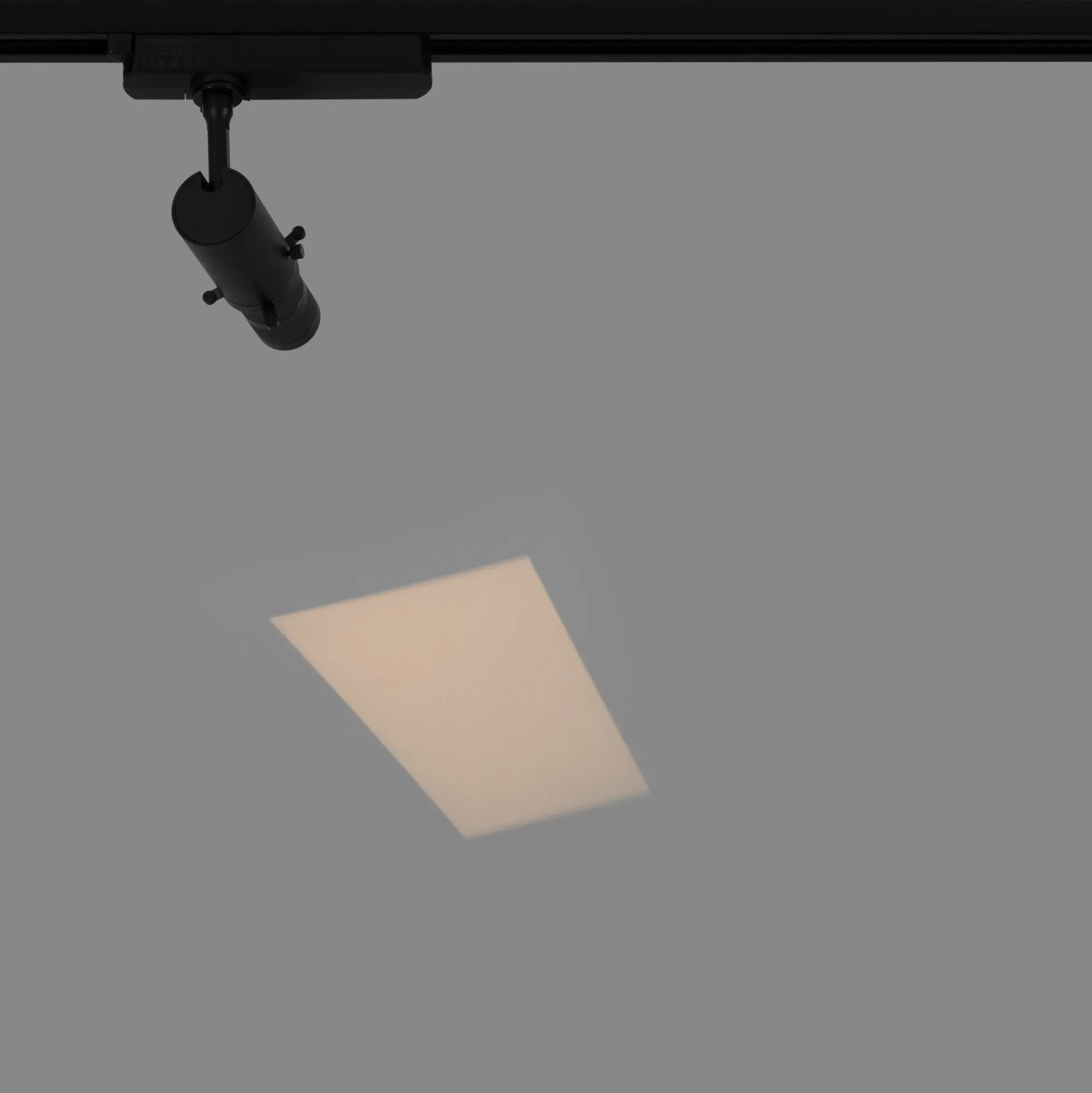 Proyector shapeable para carril monofásico - 10W - 20º-35