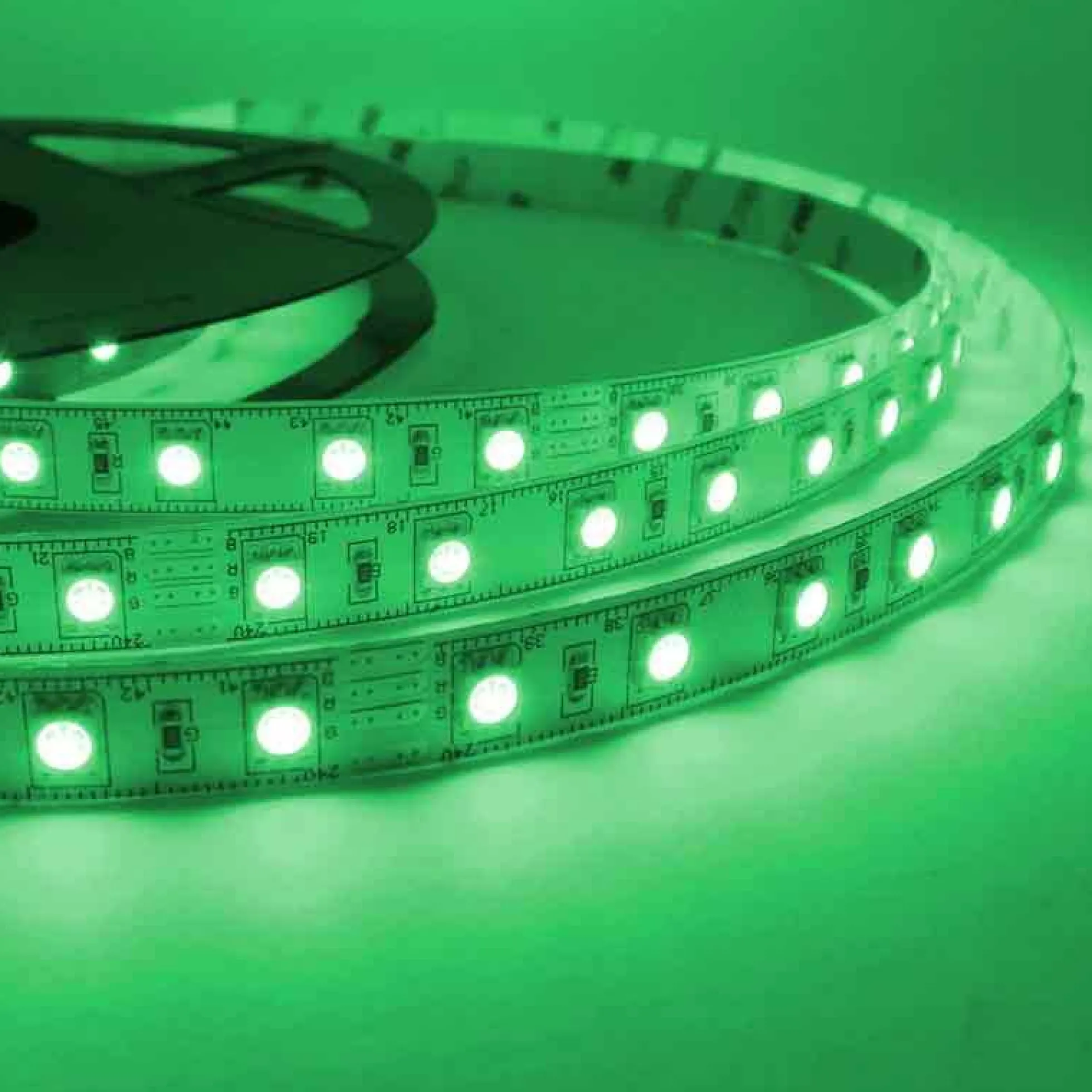 Tira de LED 24V-DC 72W multicolor RGB IP20 Rollo 5 metros