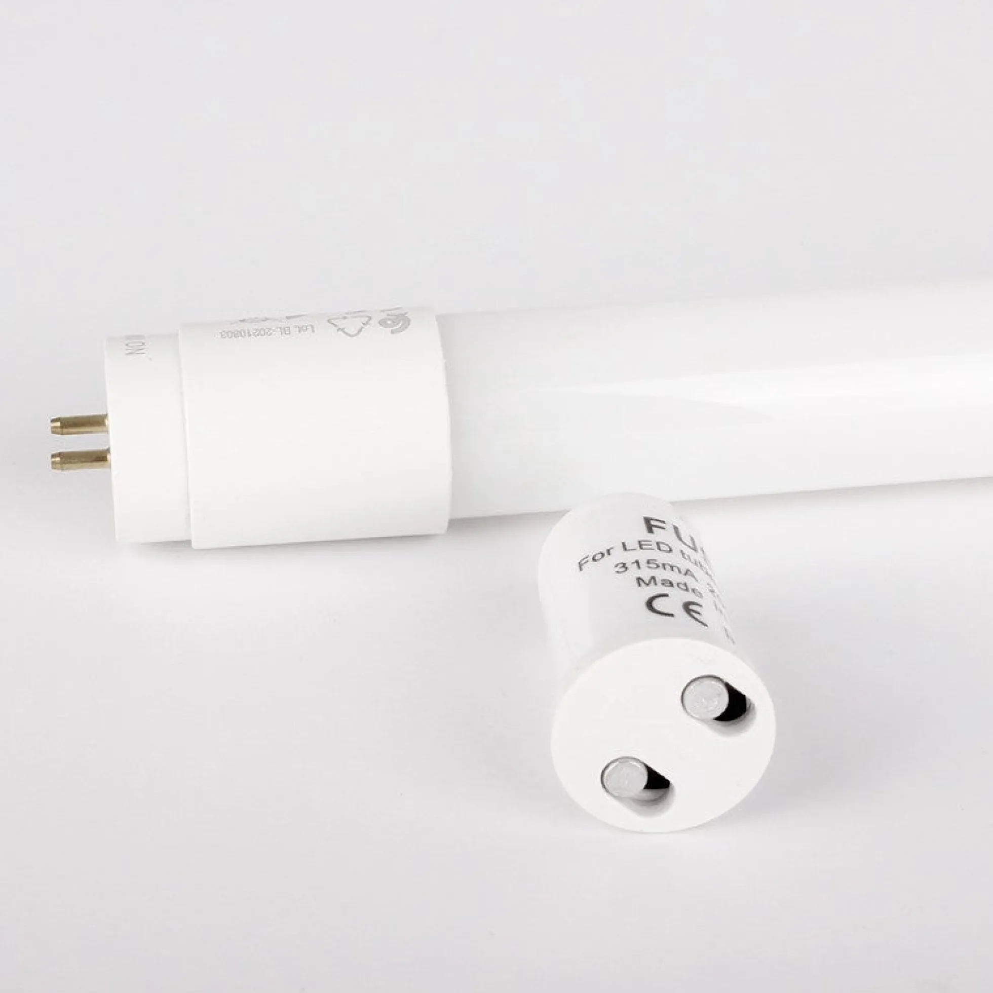 Tubo LED 60cm T8 - 9W -140lm/W - Cristal